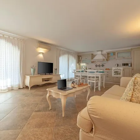 Elena - Vista Mare E Con Giardino * Гольфо-Аранчи