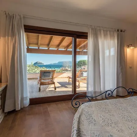 Апартаменты Elena - Vista Mare E Con Giardino